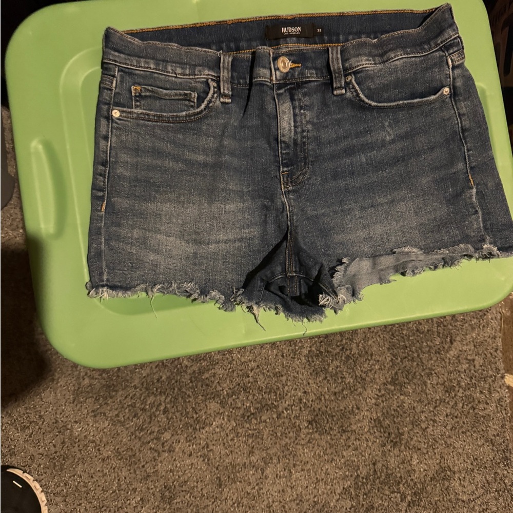 Hudson Cut Off Jean shorts sz 32